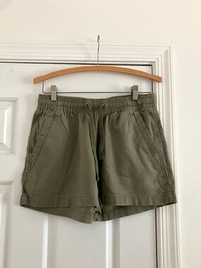 Nautica sage green linen hiking granola  girl breathable shorts size small!